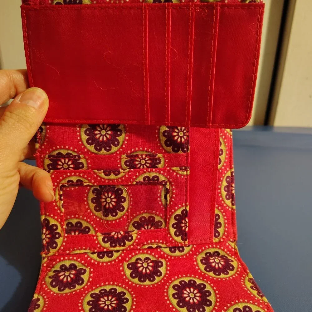 Vera Bradley Women’s Riley Compact Wallet - Picture 4 of 4